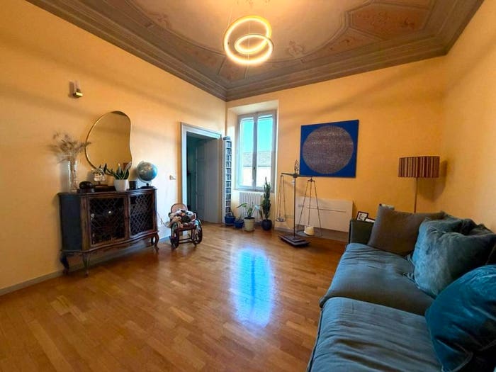 Appartamento con 6 locali in vendita in Centro Storico, Jesi
