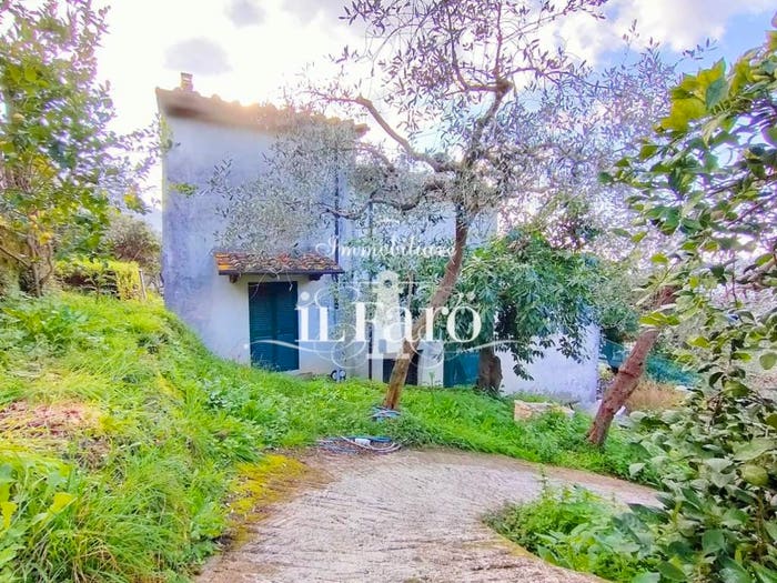 Casa con 5 locali in vendita in Via Eugenio III, Montemagno, Calci