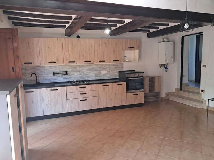 Casa con 6 locali in vendita in Vocabolo Caticciano, Città della Pieve