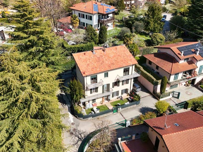 Appartamento quadrilocale in vendita in Via ai Piani, Brunate