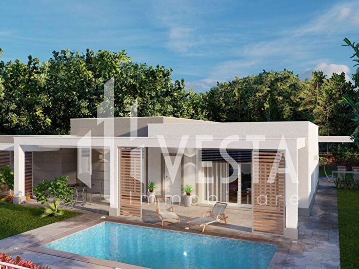 Casa con 6 locali in vendita in Via Don Luigi Sturzo, Canova San Zeno, Olgiate Molgora