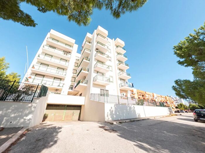 Appartamento quadrilocale in vendita in Piazza delle Viole, Manfredonia