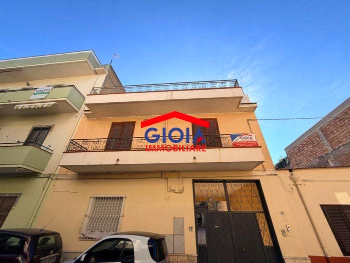 Appartamento trilocale in vendita in Via Pescara, Mondragone