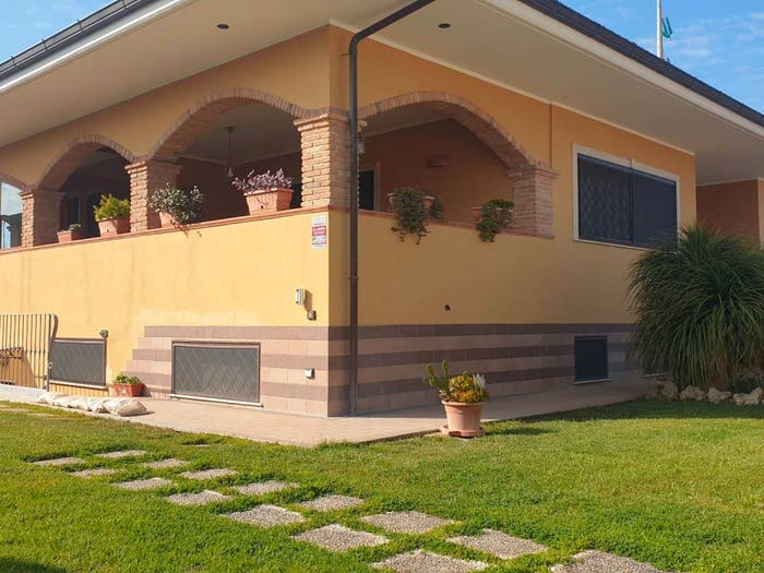 Casa con 6 locali in vendita in Rinascimento, Anzio