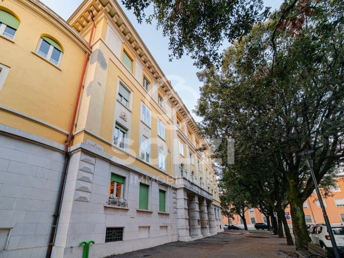 Appartamento con 5 locali in vendita in Via Vittorio Veneto, Via Veneto Borgo Trento, Brescia