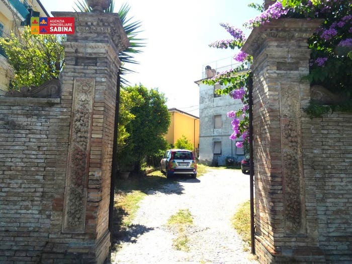Appartamento quadrilocale in vendita in Via Ferruti, Poggio Mirteto