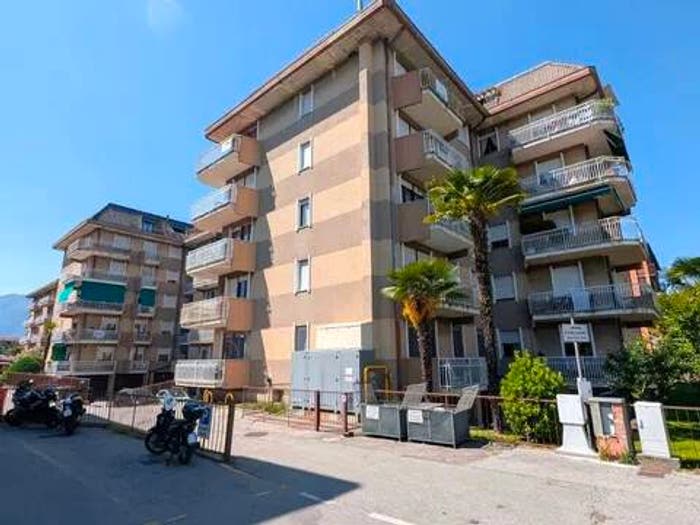 Appartamento trilocale in vendita in Viale Dante Alighieri, Centro, Luino