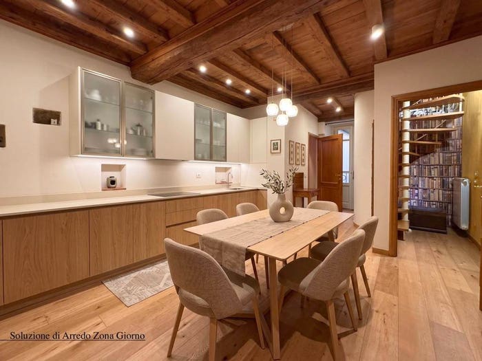 Appartamento quadrilocale in vendita in Via Buia, Piazza Napoleone San Michele, Lucca