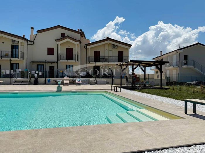Appartamento trilocale in vendita in Strada Montecucco, Monte Porzio