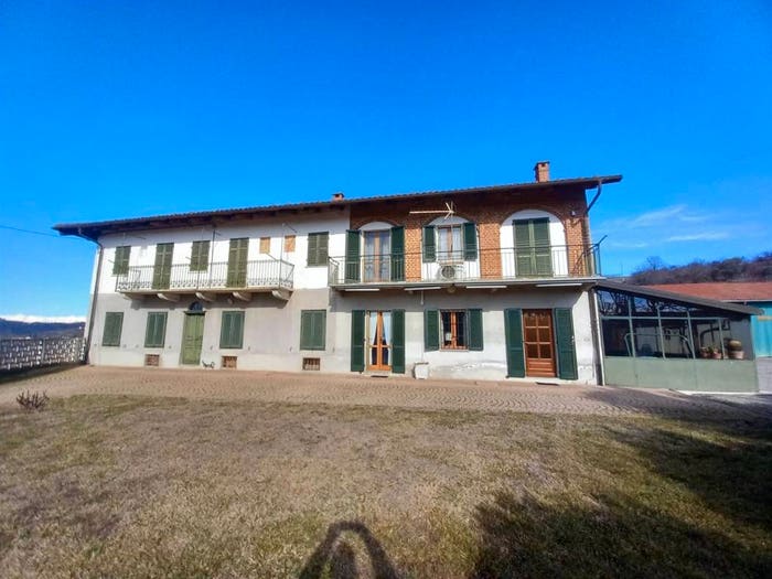 Casa con 6 locali in vendita in Castelnuovo Don Bosco