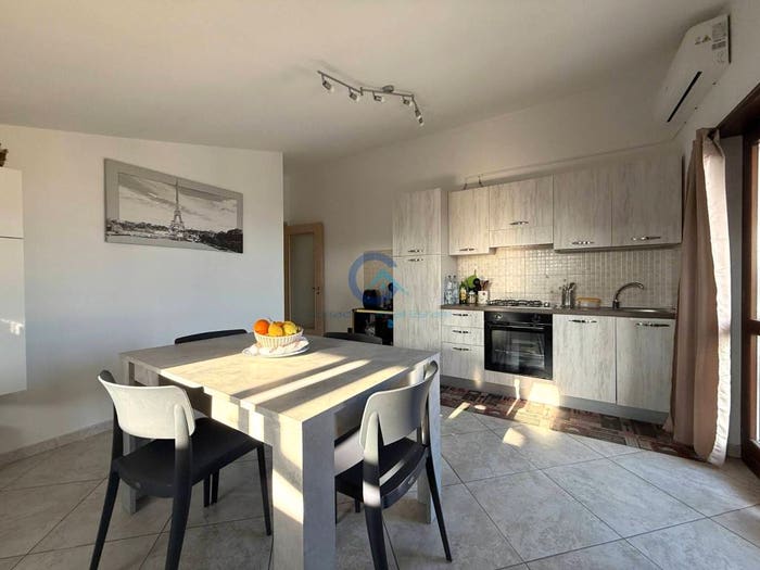 Casa trilocale in vendita in Viale Magna Grecia, Fortuna Corvo, Catanzaro