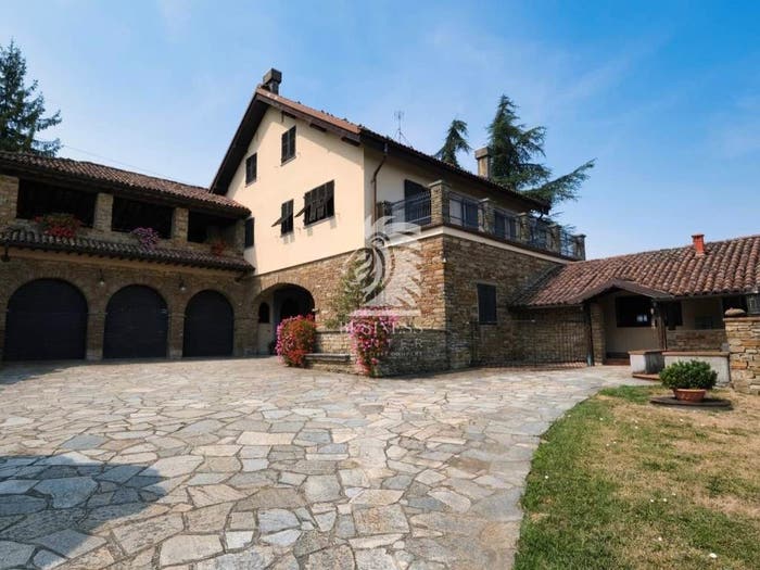Casa con 6 locali in vendita in Valle Ferri, Cavatore