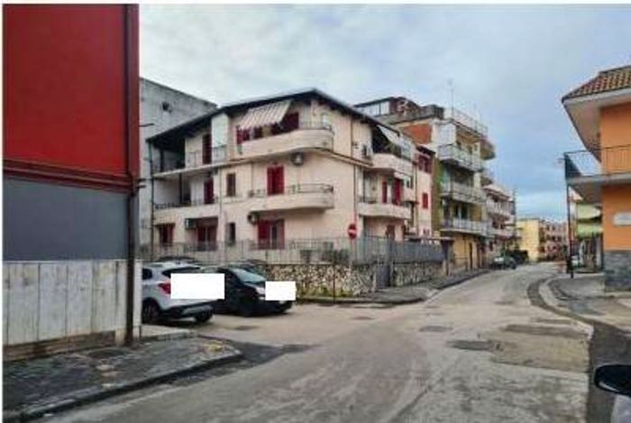 Appartamento con 6 locali in vendita in Via Comunale della Luce Napoli NA Italia, Capodichino, Napoli