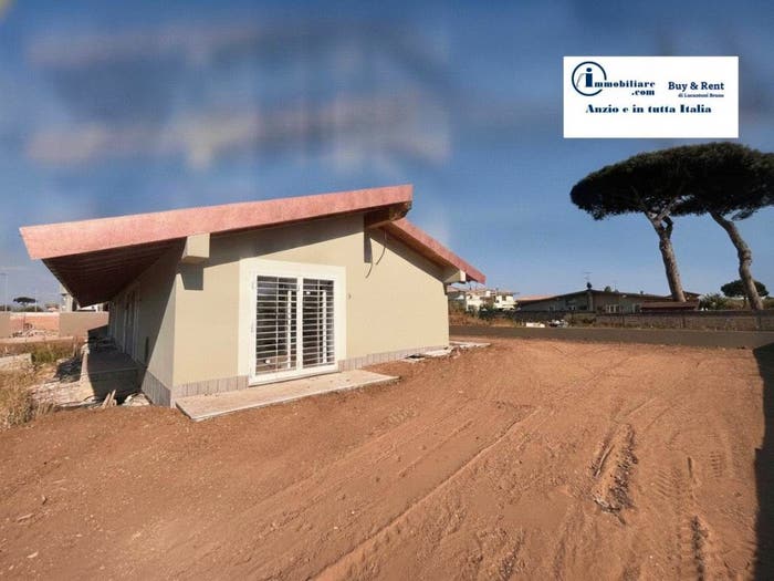 Casa quadrilocale in vendita in Via della Cannuccia, Rinascimento, Anzio