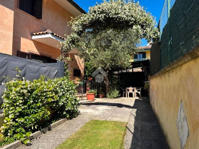 Casa trilocale in vendita in Via marchese a del prete, Centro, Pozzilli