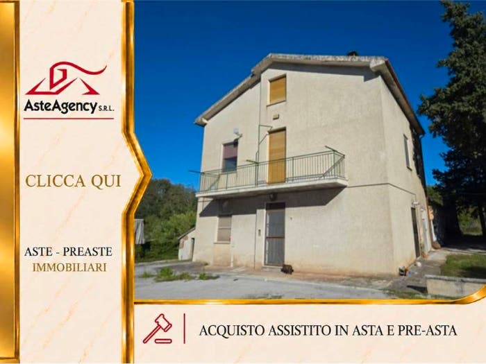 Appartamento quadrilocale in vendita in Contrada Cerreto, Belforte del Chienti