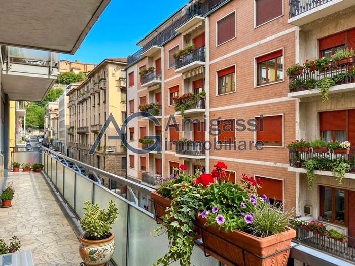 Appartamento trilocale in vendita in Via Matris Domini, Centro, Bergamo