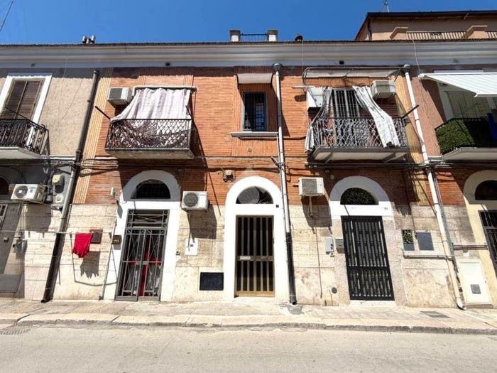 Appartamento quadrilocale in vendita in Via Salomone, Quartieri Settecenteschi, Foggia