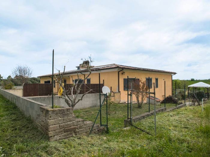 Casa con 6 locali in vendita in Via Le Macchiozze, Zona Valcanneto Ceri Borgo San Martino, Cerveteri