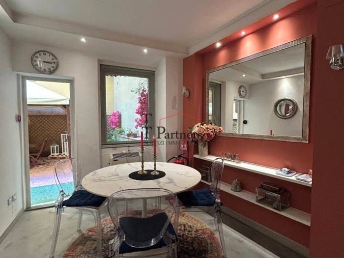 Appartamento quadrilocale in vendita in Piazza di Santa Felicita, Ponte Vecchio Pitti, Firenze