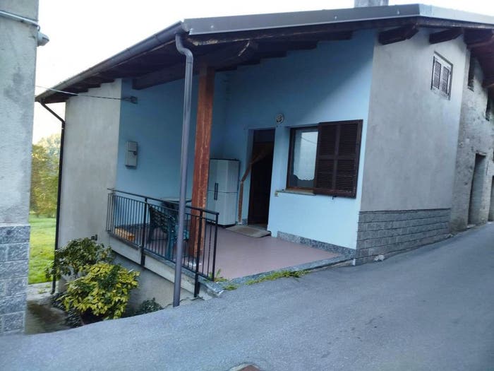 Casa trilocale in vendita in Via Calcarola, Teglio