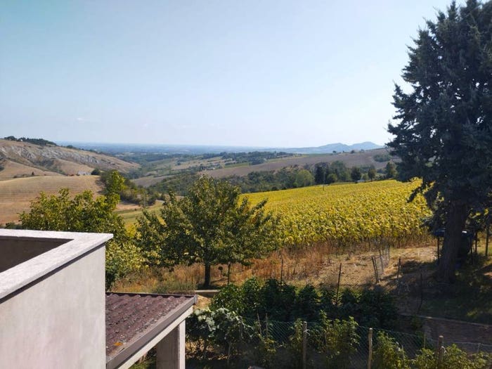 Casa con 6 locali in vendita in Strada VitignanoPara, Meldola