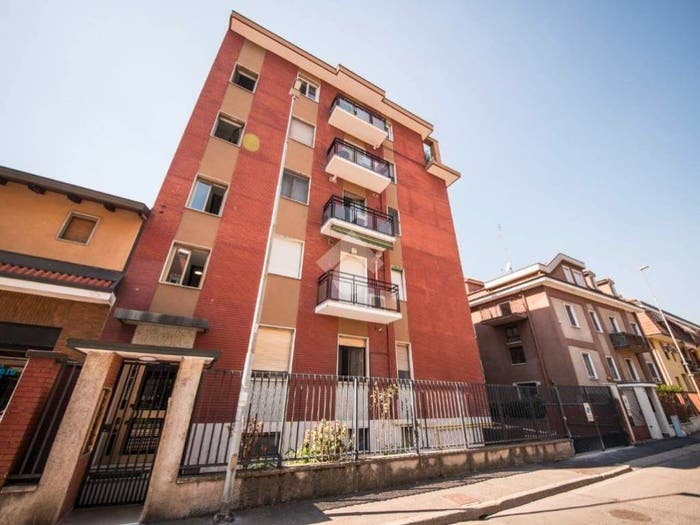 Appartamento trilocale in vendita in Via Pasubio, Centro, Cesano Boscone