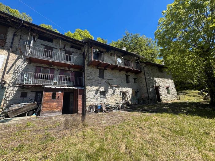Casa con 6 locali in vendita in Località Arotte, Pamparato