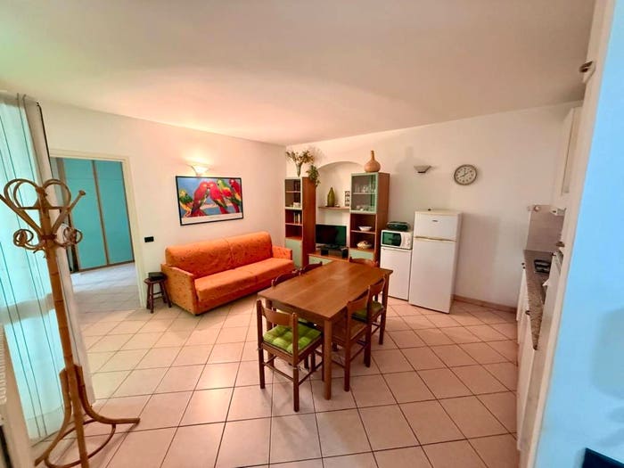 Appartamento trilocale in vendita in Via Giuseppe Garibaldi, Centro, Loano