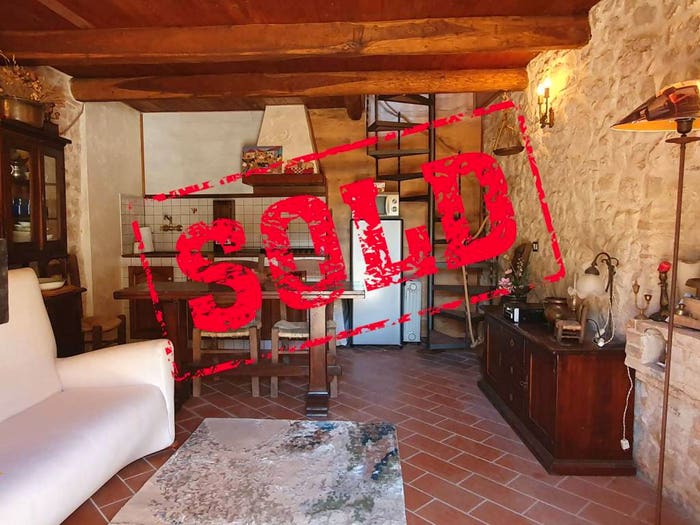Appartamento bilocale in vendita in Via Benedetto Cairoli, Centro, Contigliano