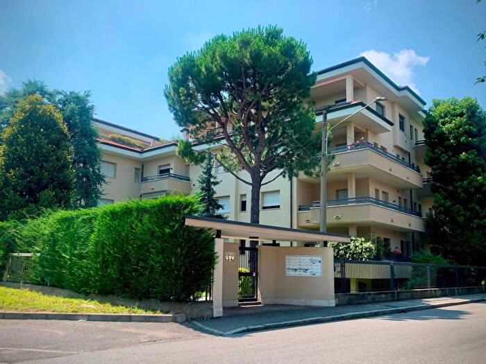 Appartamento quadrilocale in vendita in Via Armando Diaz, Centro, Nerviano