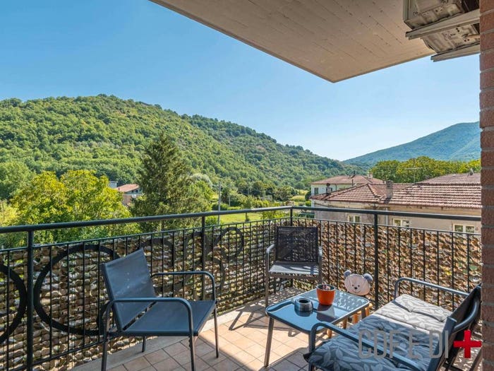 Appartamento trilocale in vendita in Via Borgo, Rieti