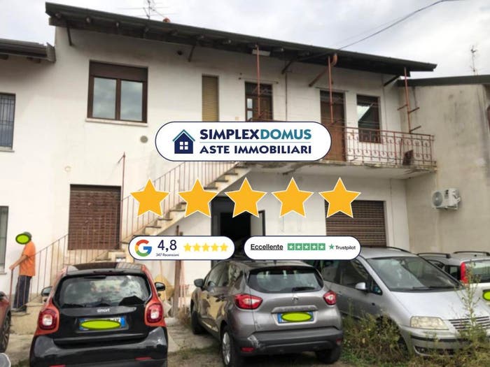 Appartamento con 5 locali in vendita in Via Don Antonio Cavallotti, Centro, Nerviano
