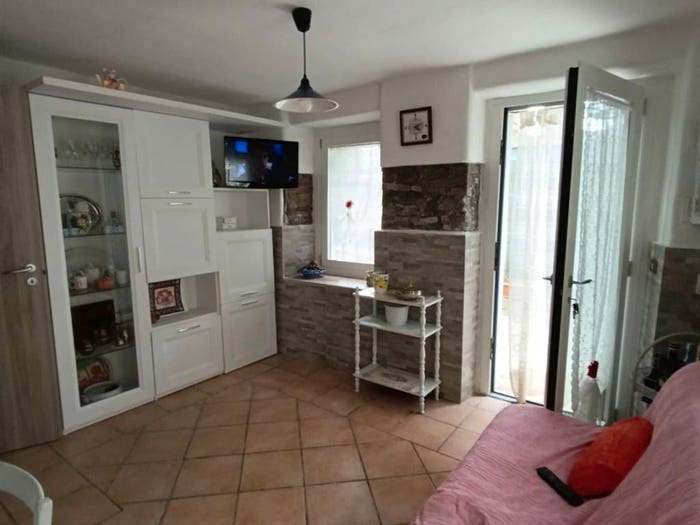 Casa trilocale in vendita in Centro, Borgoratto Mormorolo