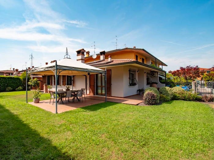 Casa quadrilocale in vendita in Via G Zanardelli, Ospitaletto