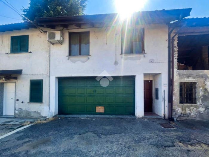 Casa bilocale in vendita in Via Caduti, Sairano, Zinasco