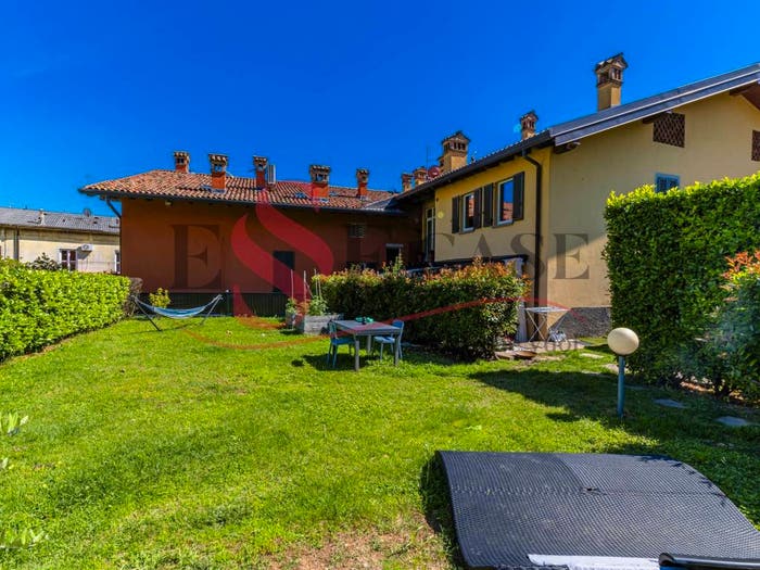 Casa quadrilocale in vendita in Via San Pietro, Centro, Alzano Lombardo