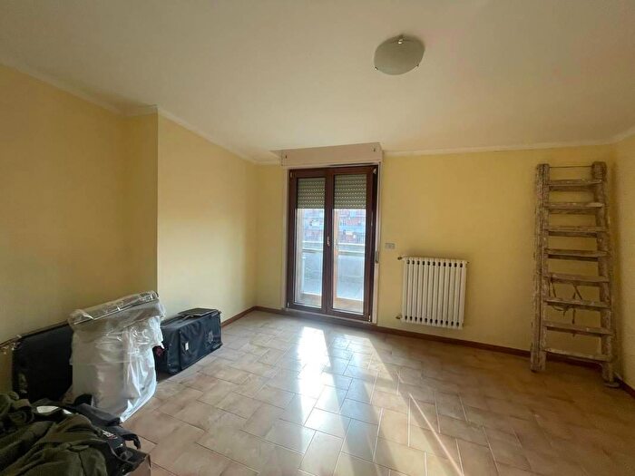 Appartamento trilocale in vendita in Piazza Turati, Foggia