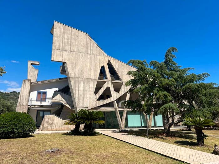 Casa con 6 locali in vendita in Contrada Santa Lucia, Altavilla Silentina