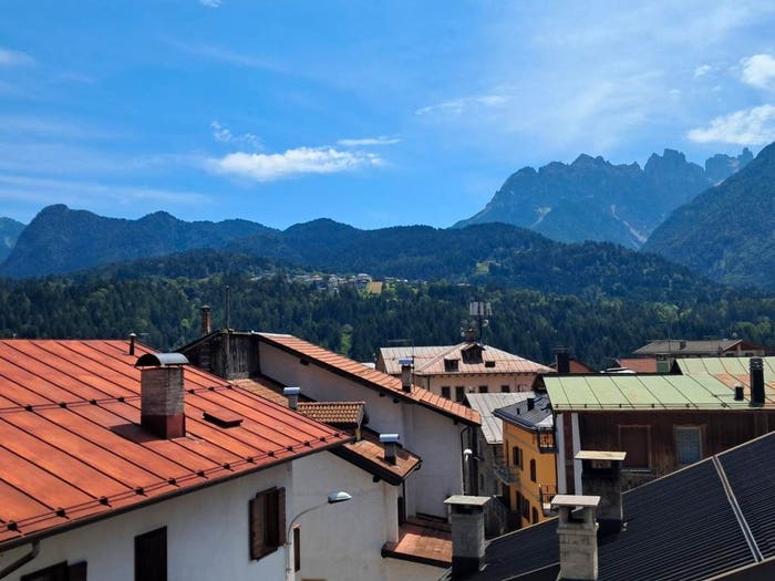 Appartamento con 6 locali in vendita in Via Venezia, Lozzo di Cadore