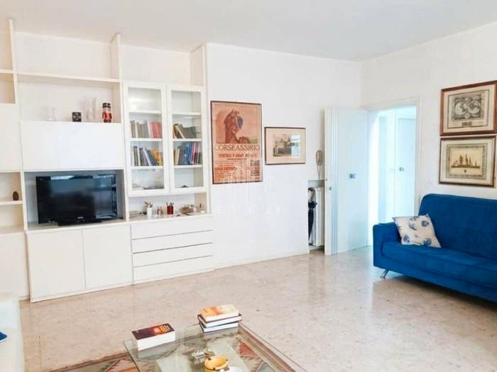 Appartamento trilocale in vendita in Marina di Massa Centro, Massa