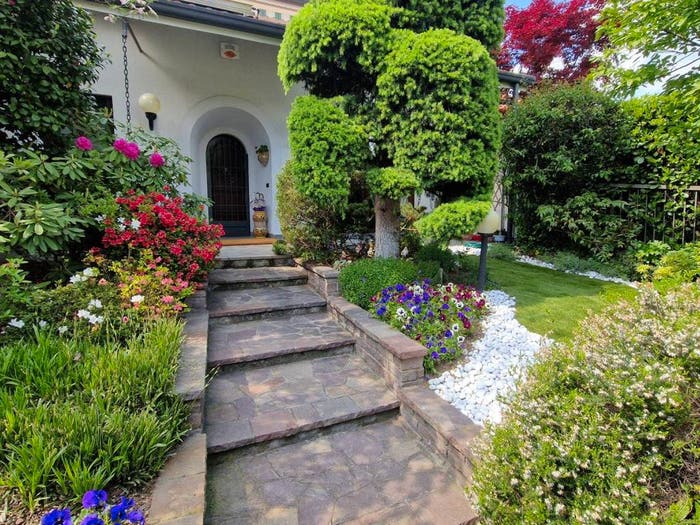 Casa con 6 locali in vendita in Via Antonio Stoppani, Centro, Parabiago