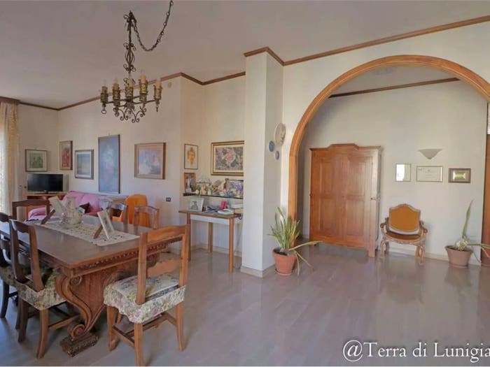 Appartamento con 6 locali in vendita in Via Lunigiana No Number, Centro, Pontremoli