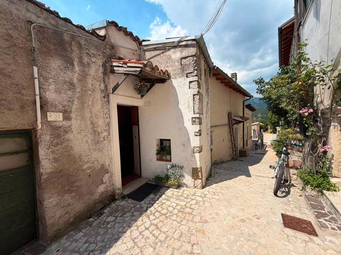 Appartamento trilocale in vendita in Via Umberto I, Centro, Ovindoli