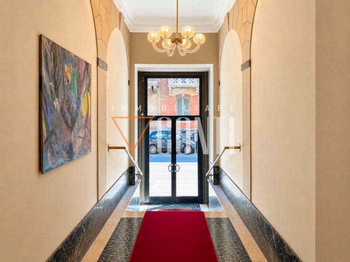 Appartamento con 5 locali in vendita in Via Piero della Francesca, Sempione, Milano