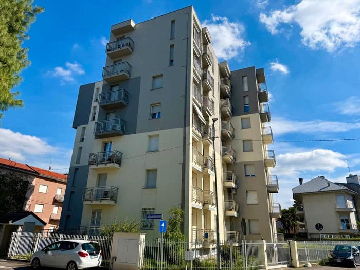 Appartamento trilocale in vendita in Via Brescia, Cesano Maderno