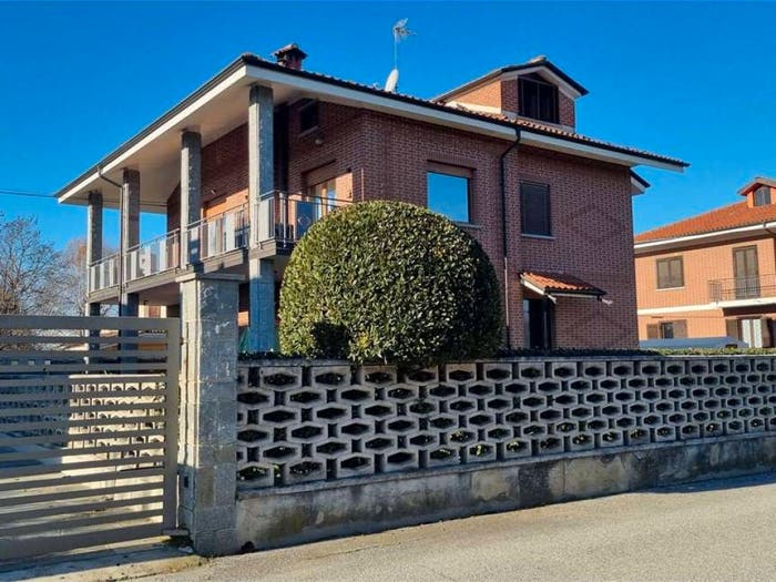 Casa con 5 locali in vendita in Via Cuneo, Centro, Marene