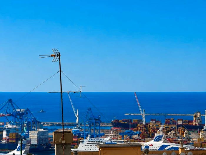 Appartamento quadrilocale in vendita in Via Ferrara, San Teodoro, Genova
