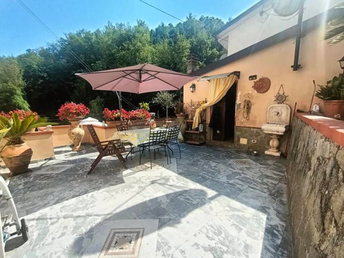 Casa con 6 locali in vendita in Via Diramazione per Carrara, Gragnana Sorgnano Torano, Carrara