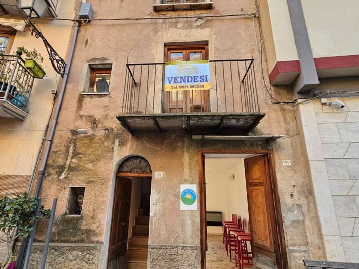 Casa quadrilocale in vendita in Corso Vittorio Emanuele, Collesano